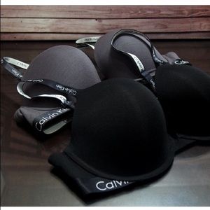 NWOT Calvin Klein lightly lined semi bras